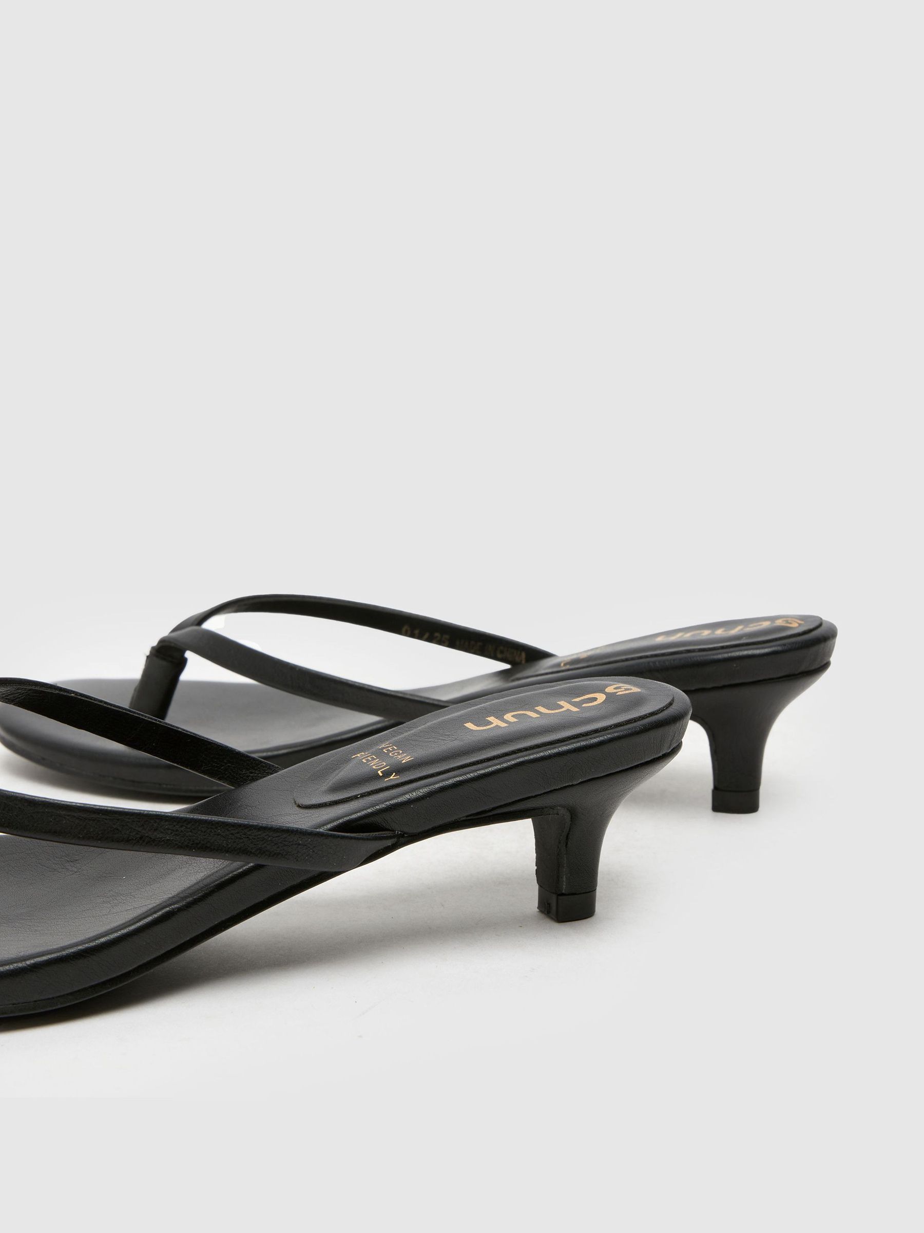 JUL270 Black Wide Fit Kitten Heel Sandals In Extra Wide Fit - Image 4